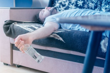 Вывод из запоя в Новосемейкино